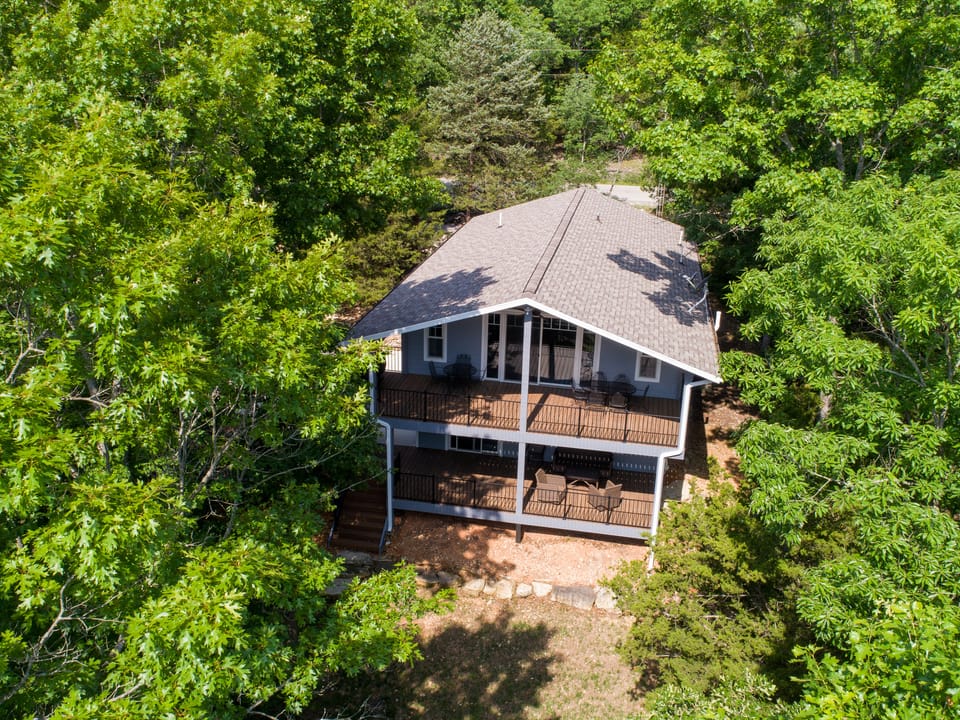 P-HAPPY -Happy Hideaway House in Ridgedale