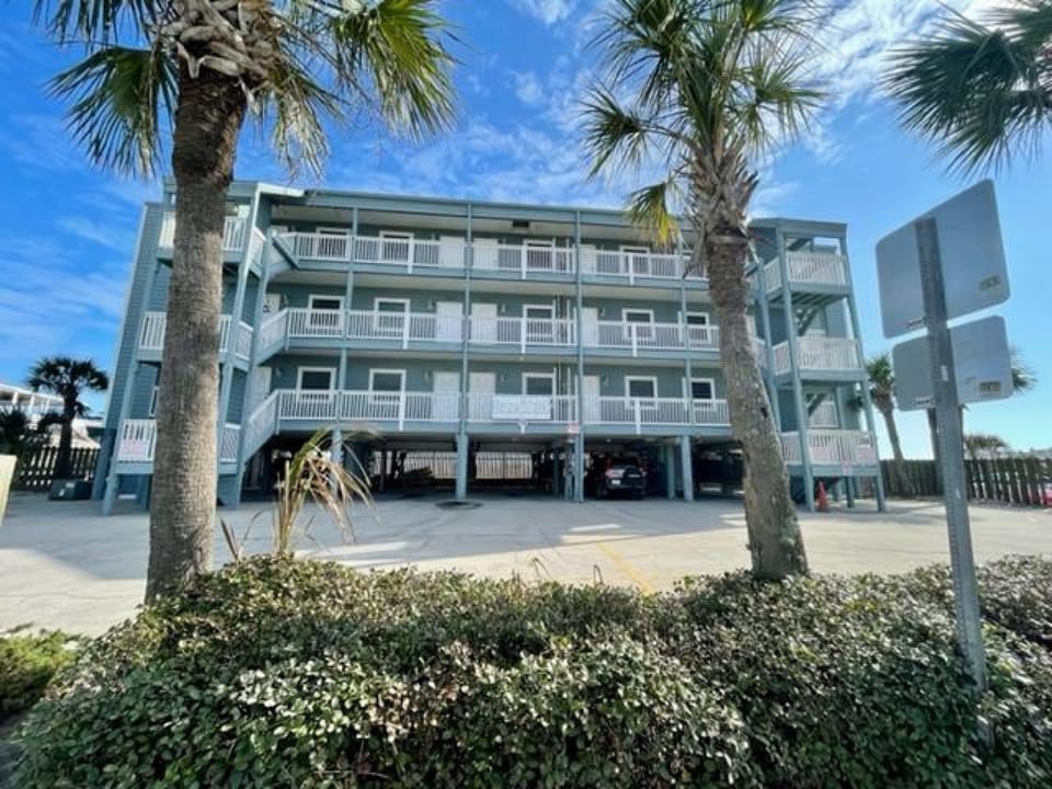 Duneside III - 116 South Waccamaw Drive