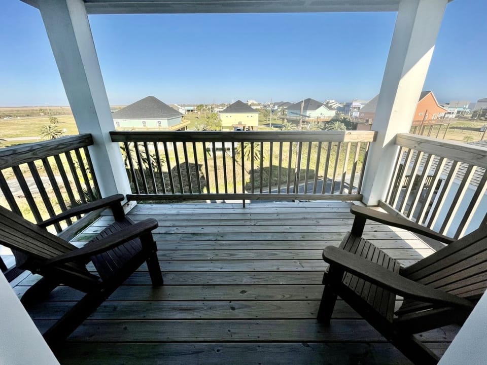 #Latitude Adjustment House in Bolivar Peninsula