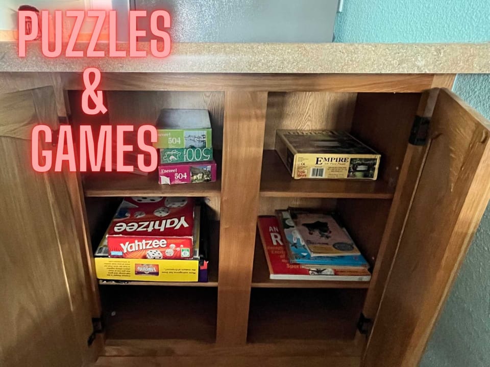 Puzzles & Games