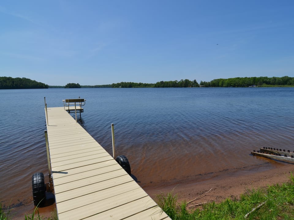 Lakeside Bills Bay Cabin House in Wisconsin