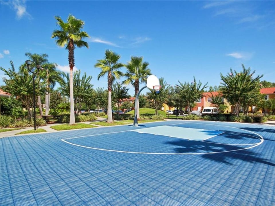Luxuriate in Our Spacious 7BR, 4.5BA Villa (155C) Villa in Kissimmee