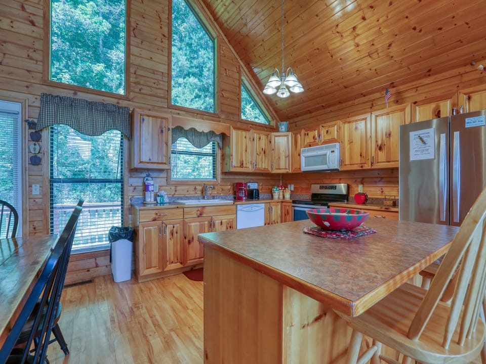 Fully Furnished Kitchen