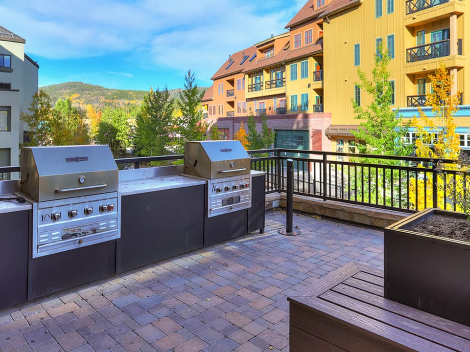 Grill, Village at Breckenridge Wetterhorn 3404, Breckenridge Vacation Rental