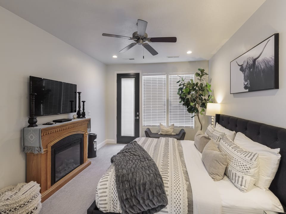 Main Bedroom Side View