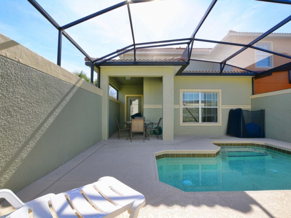 19-Pool.jpg