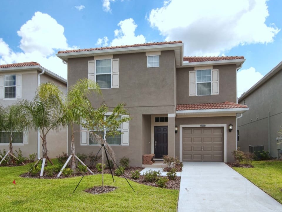 BEAUTIFUL HOUSE WITH CONSERVATION VIEW, GAMEROOM, JACUZZI, KIDS THEME ROOM, BBQ GRILL, FREE WIFI!! House in Four Corners