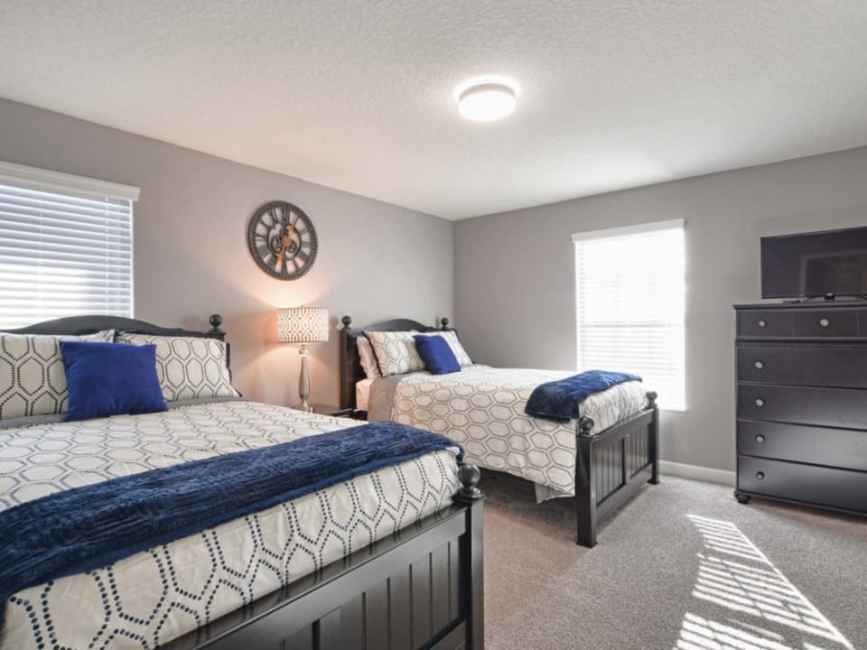 Best Location to Clubhouse, Dog Friendly-7035SR House in Four Corners