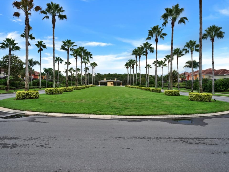 48-8961CandyPalmRd-48