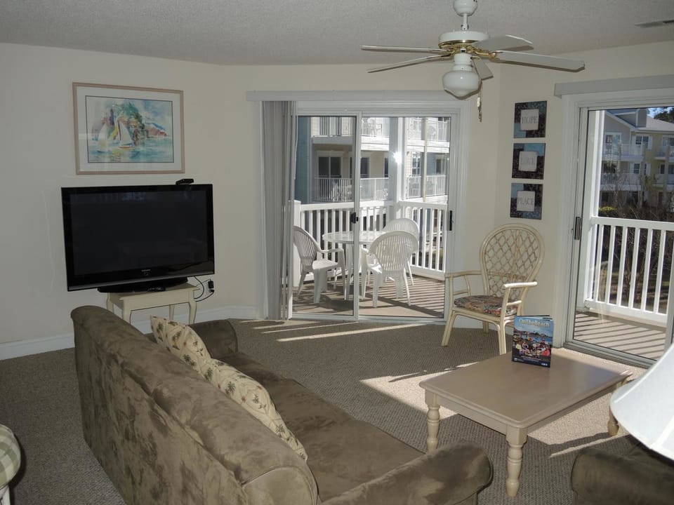 Pool View Villa 1504 with 27 hole Golf Course Onsite and Sunset Beach Nearby Villa in South Carolina