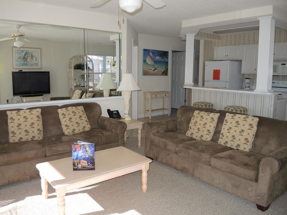 Pool View Villa 1504 with 27 hole Golf Course Onsite and Sunset Beach Nearby Villa in South Carolina