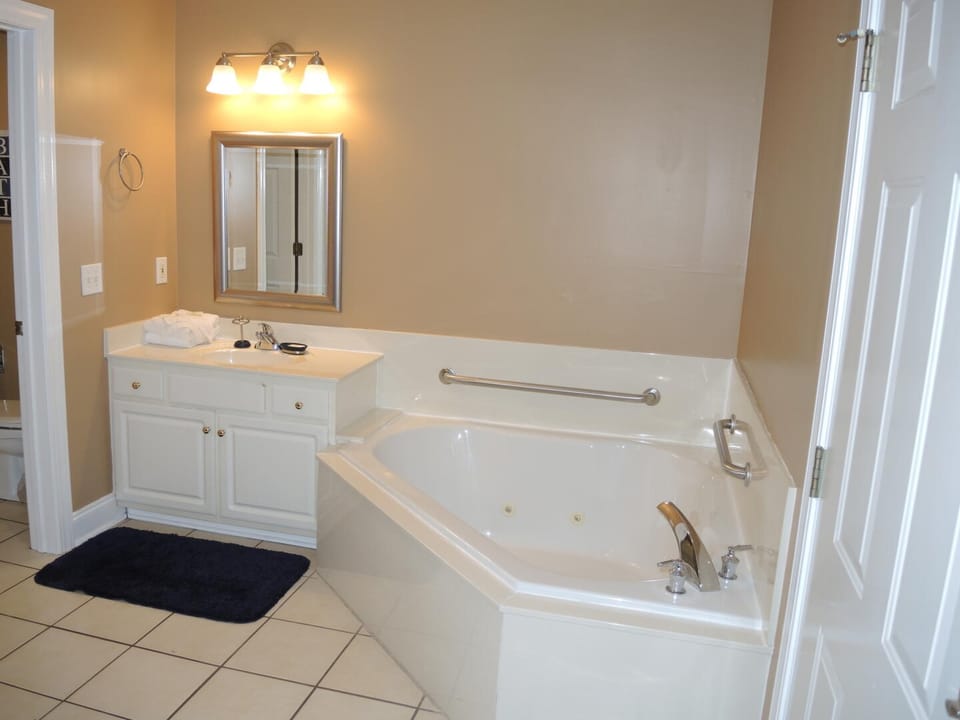 Tub