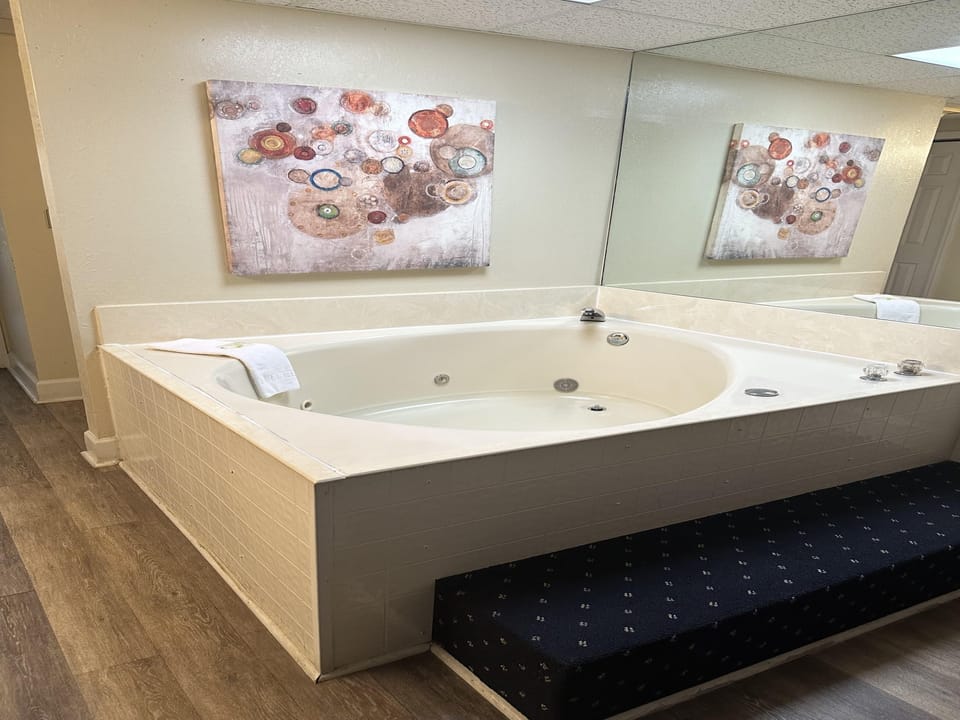 Tub
