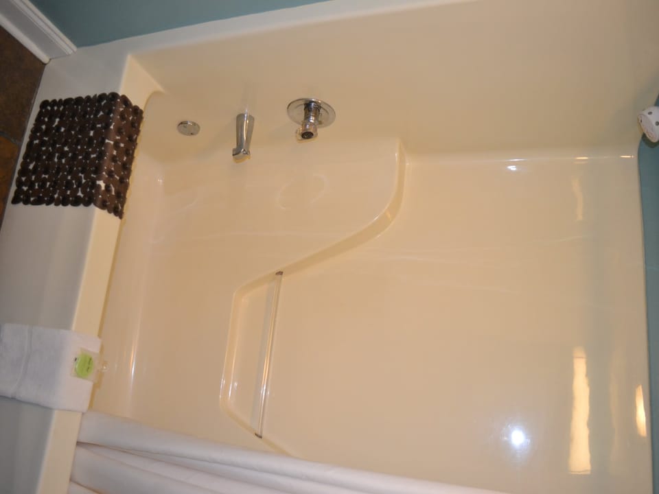 Tub