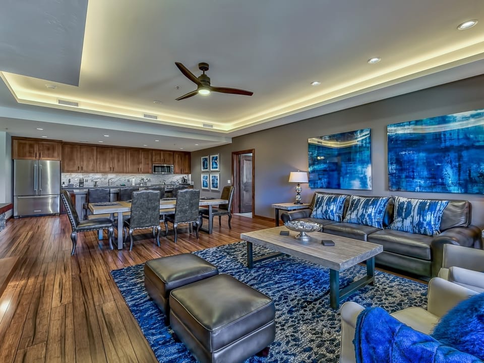 Luxury 3Br Residence steps from Heavenly Village & Gondola Apartment in Stateline