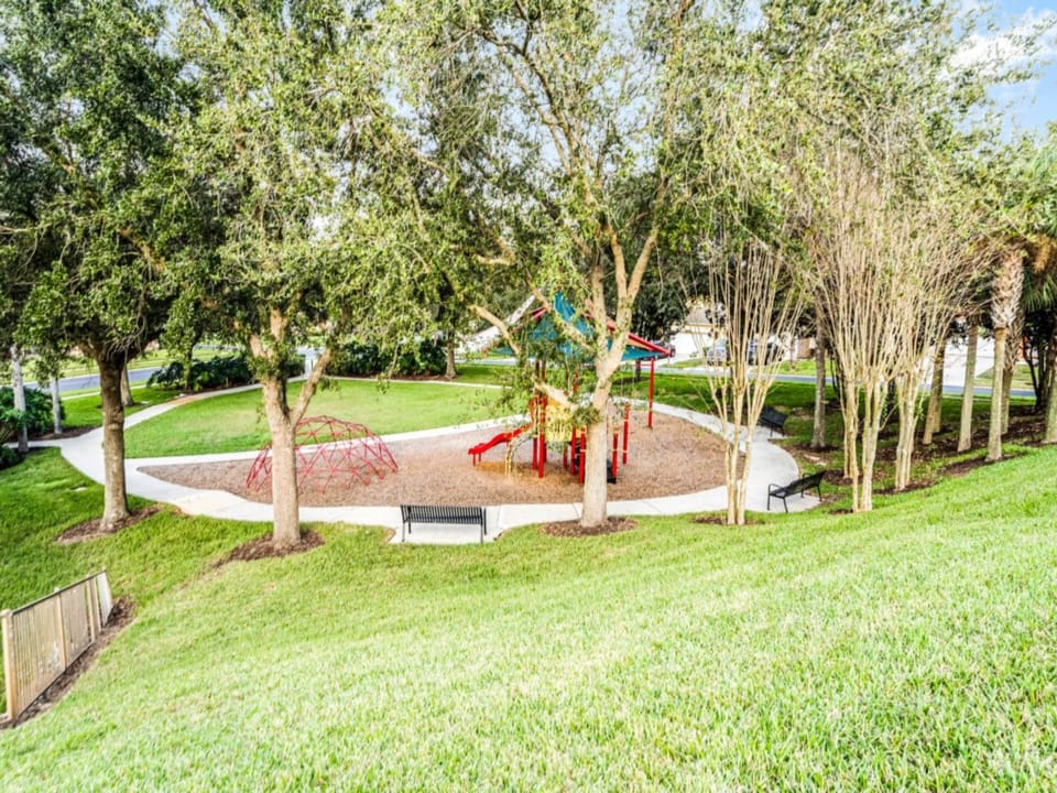 2710-fiesta-key-drive--kissimmee--fl-34747---52.jpg