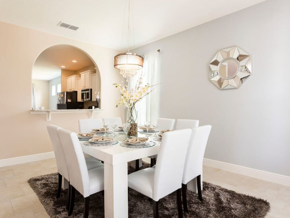 5144 Oakbourne Avenue House in Four Corners
