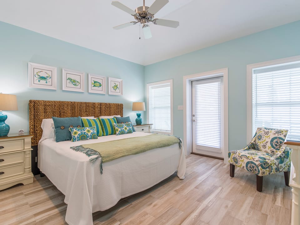 111 E. Capricorn A House in South Padre Island