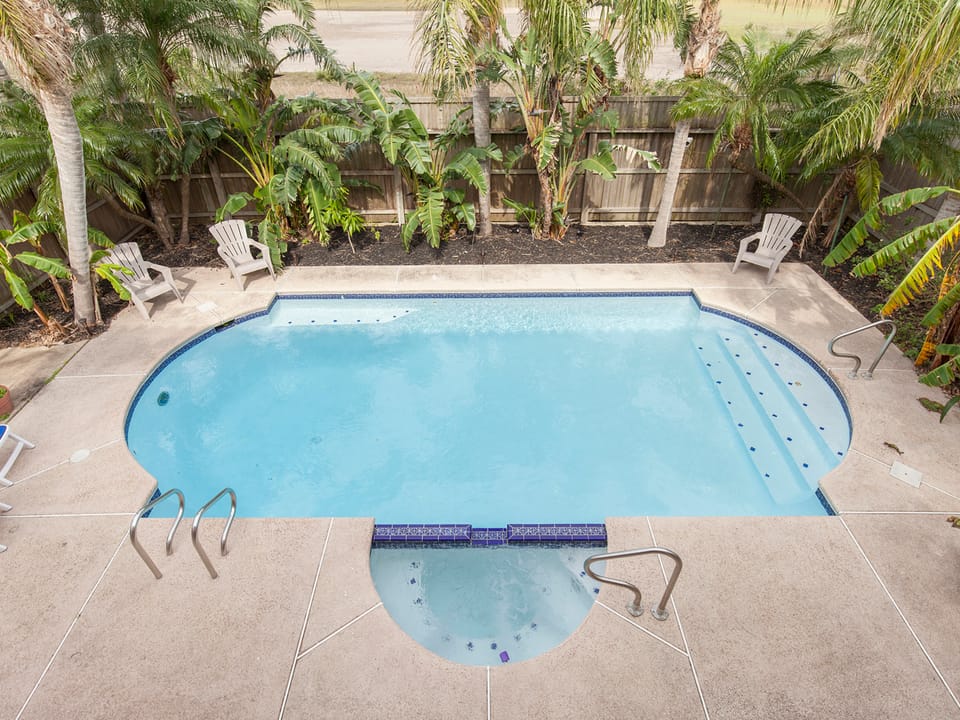 106 W Sunset Dr. House in South Padre Island