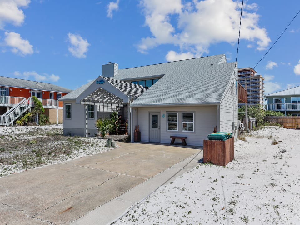 Exterior-Front Elevation-_18A8475