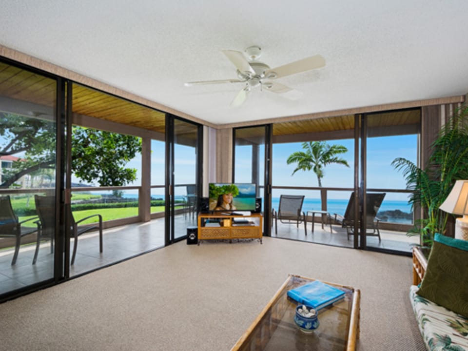 Keauhou Kona Surf and Racquet Club#2-204 Apartment in Big Island