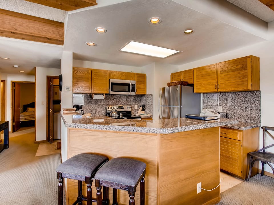 Unique & Modern 2 BR Condo With Fireplace Apartment in Colorado