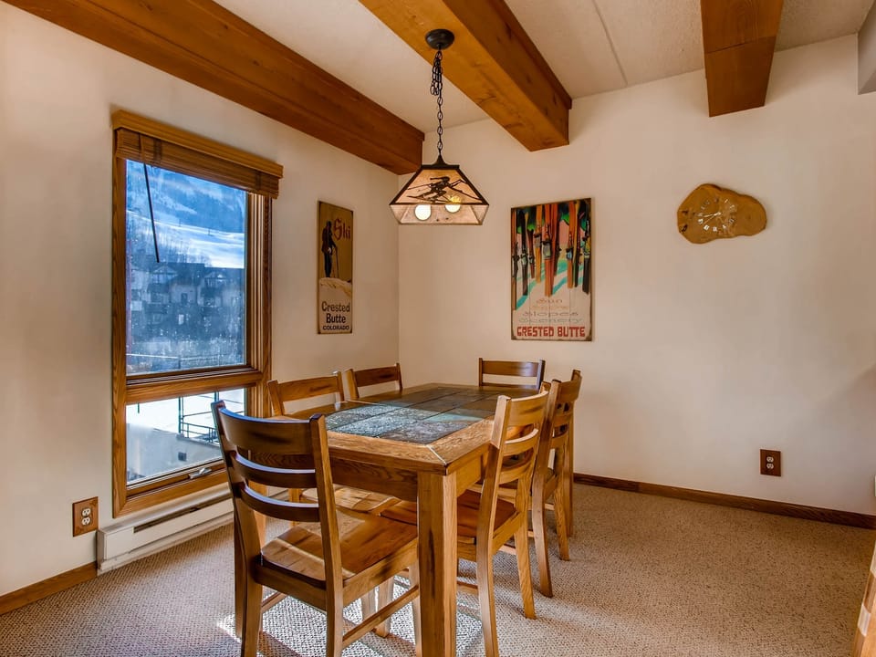 2BR Condo with Amazing View of Mt Crested Butte Apartment in Colorado