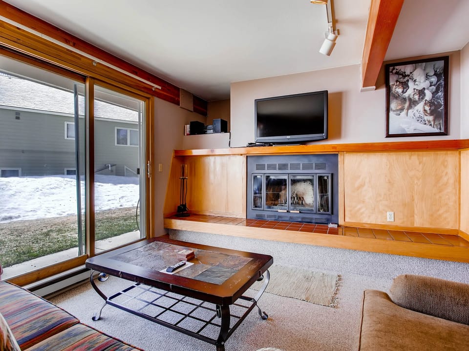 Updated 1 BR Condo - Ski-in/Ski-out Access Apartment in Colorado