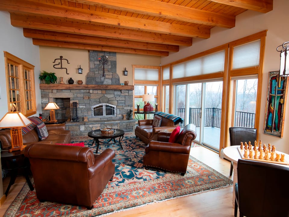 Luxury 6Br Solitude Village- Indoor Bball Court, Private Tub House in Mount Holly