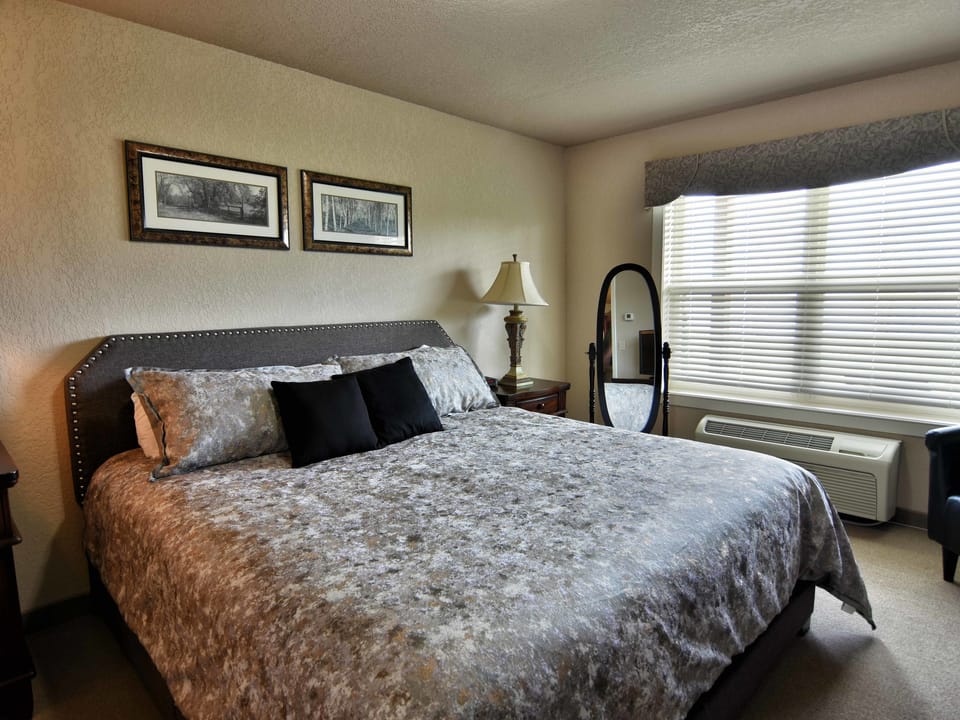 Unit 311 1 BD/ 1 BA condo Apartment in Wisconsin