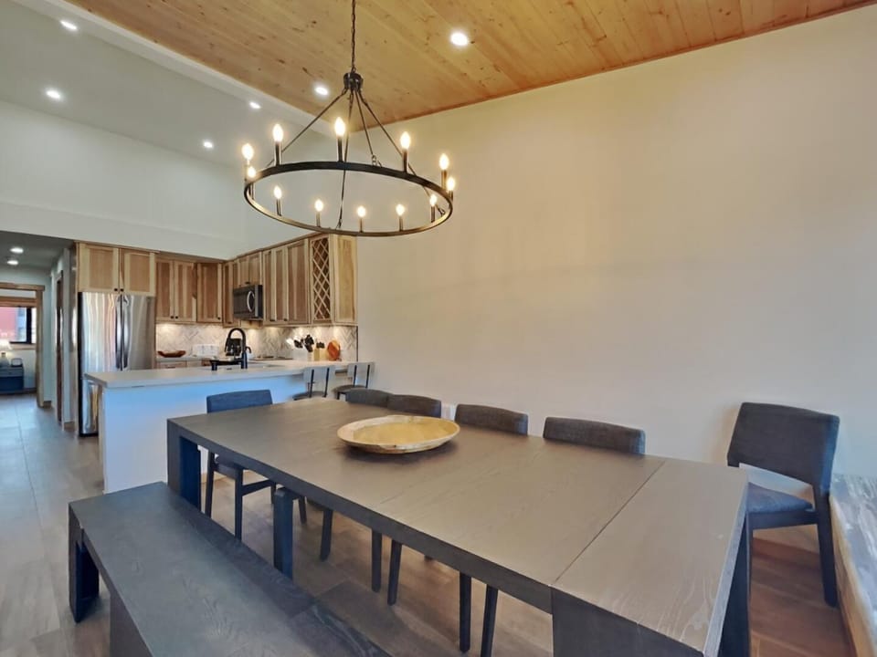 Full-Size Dining Room for Holiday Meals