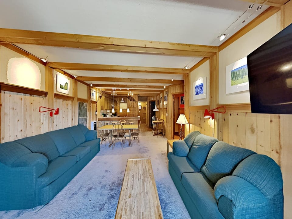 Spacious Living Room And Dining Room To Kitchen
