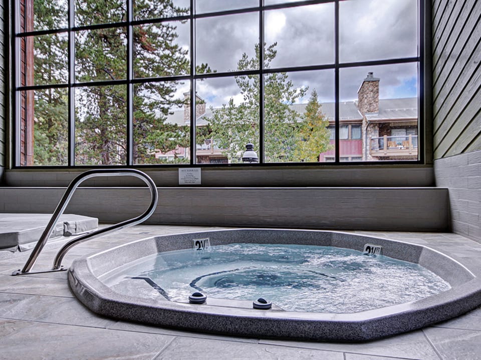 Hot Tub - Cimarron 301 Breckenridge Vacation Rental