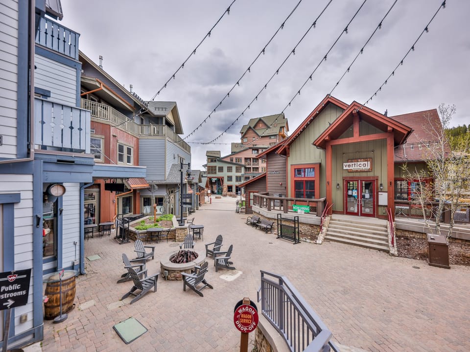 In the heart of Winter Park Village  In the heart of Winter Park Village