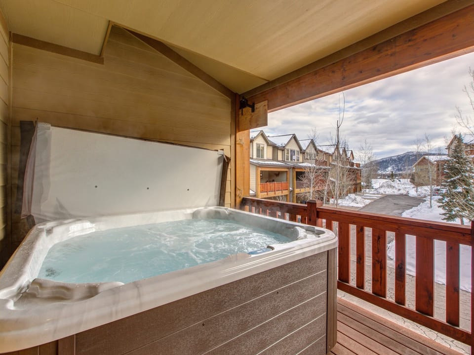 Jacuzzi