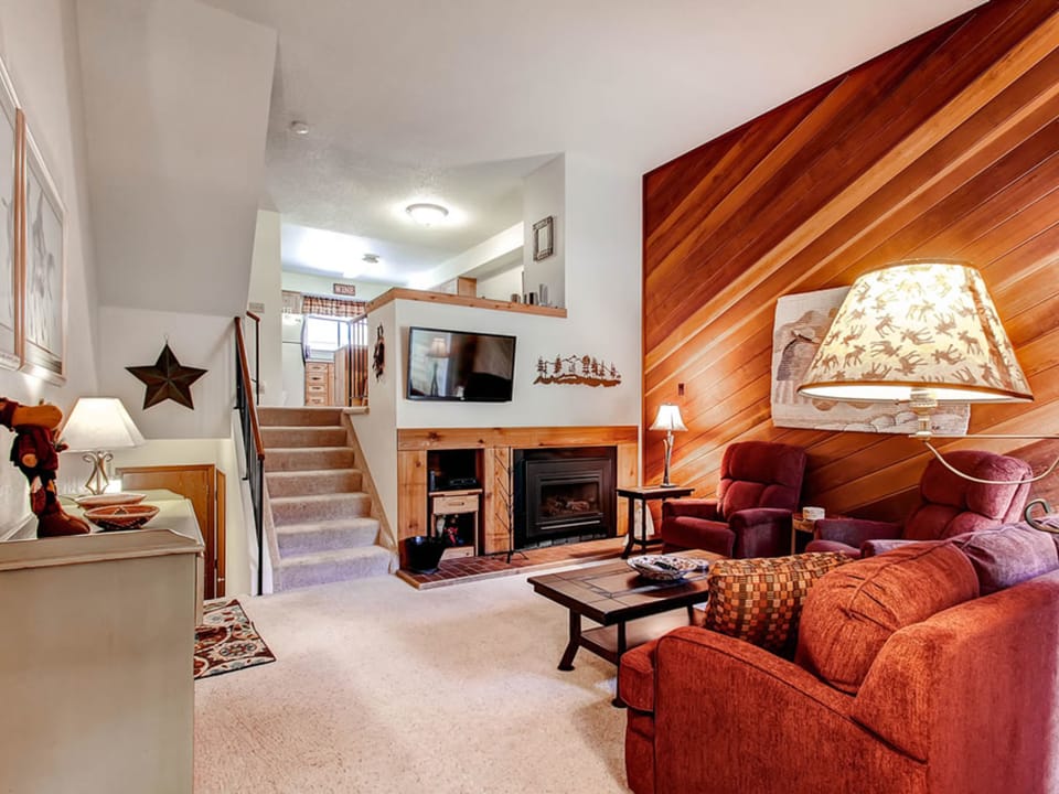 Living Room, Winterpoint 22, Breckenridge Vacation Rental