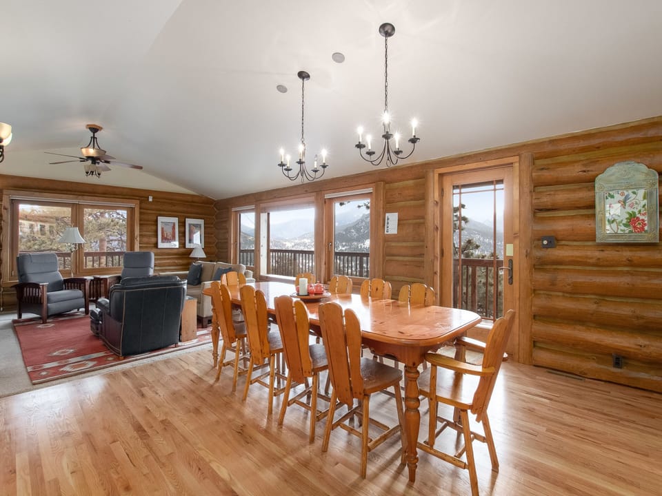 Bishop's Retreat - Open concept dining room with seating for ten guests. Beautiful mountain views from your windows. Sliding glass door to access your deck.