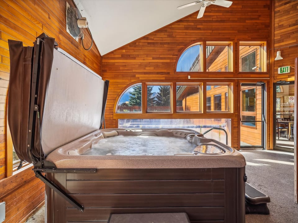 Clubhouse - Bella Vista - Dillon Vacation Rental