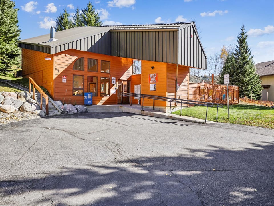 Clubhouse - Bella Vista - Dillon Vacation Rental