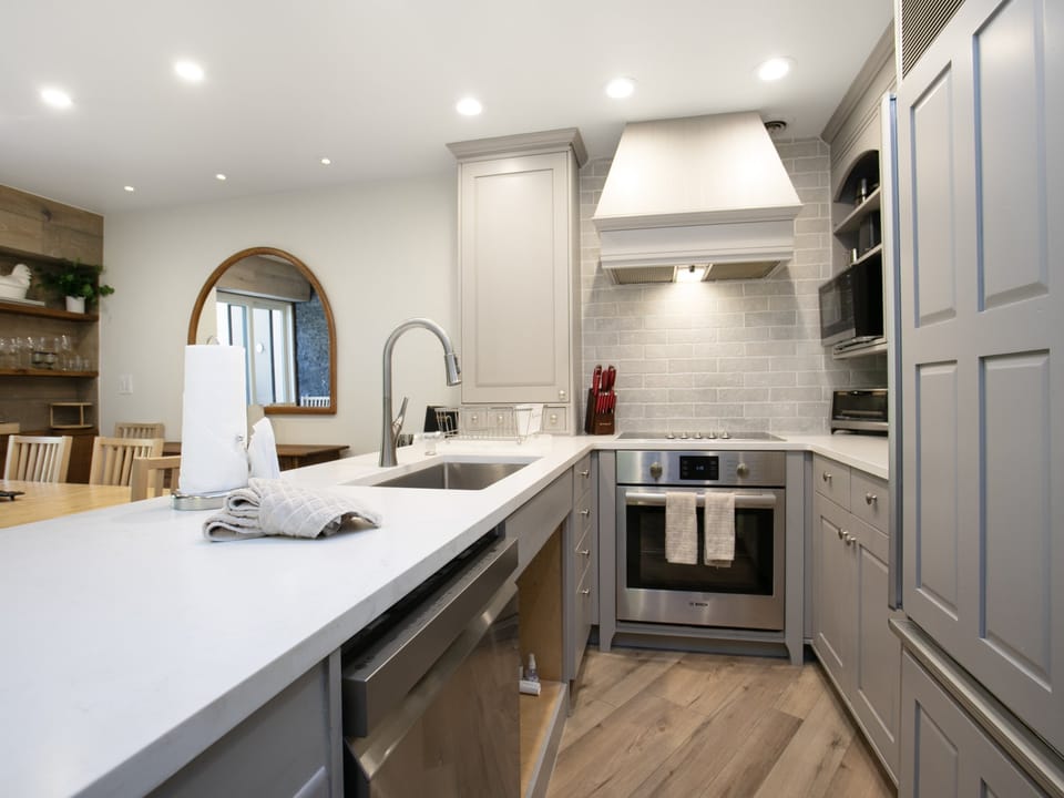 1650 Fallridge 103-006
