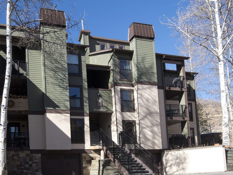 Breakaway-West-212-MLS_02
