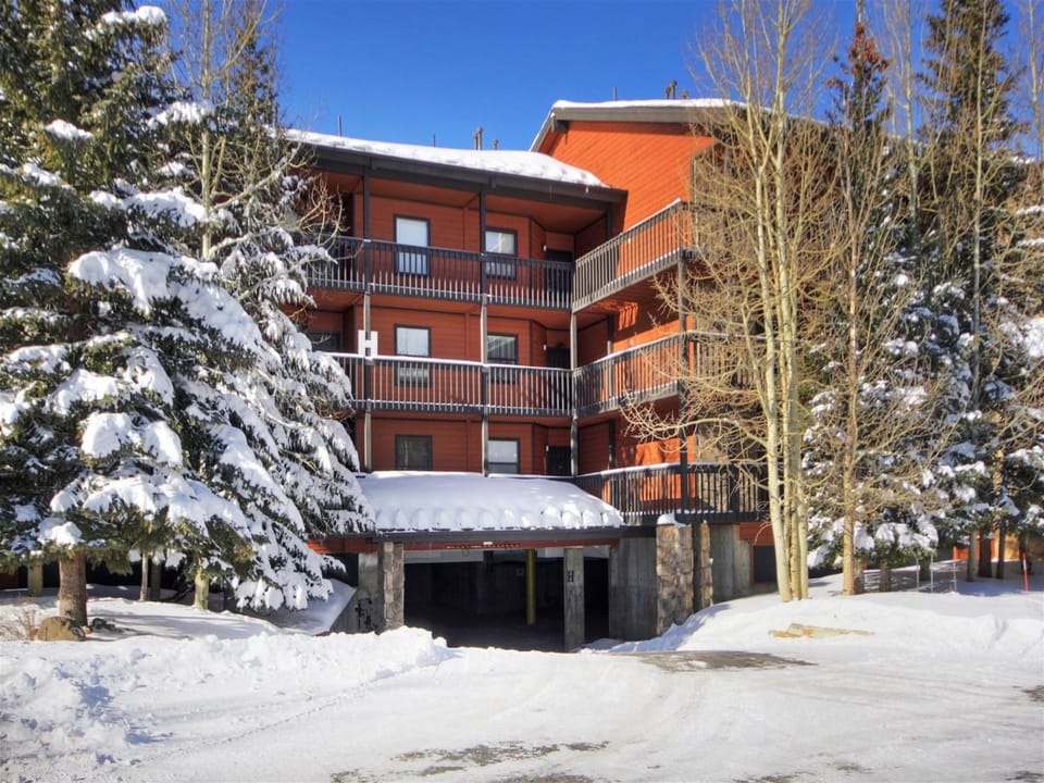 Mountainside Exterior