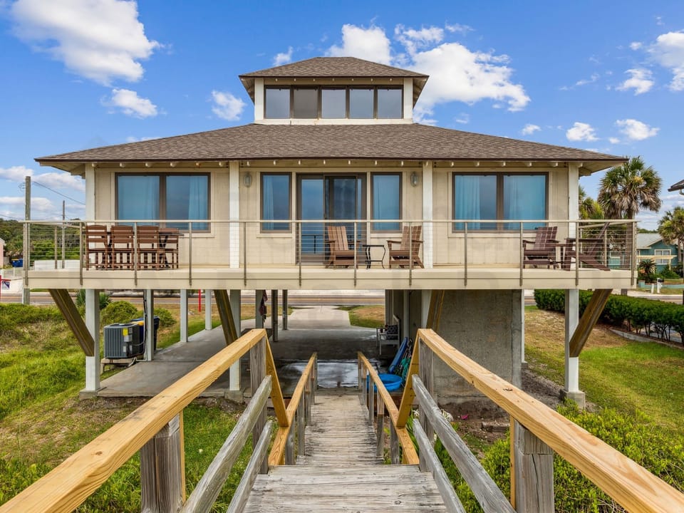 Back Exterior/Boardwalk