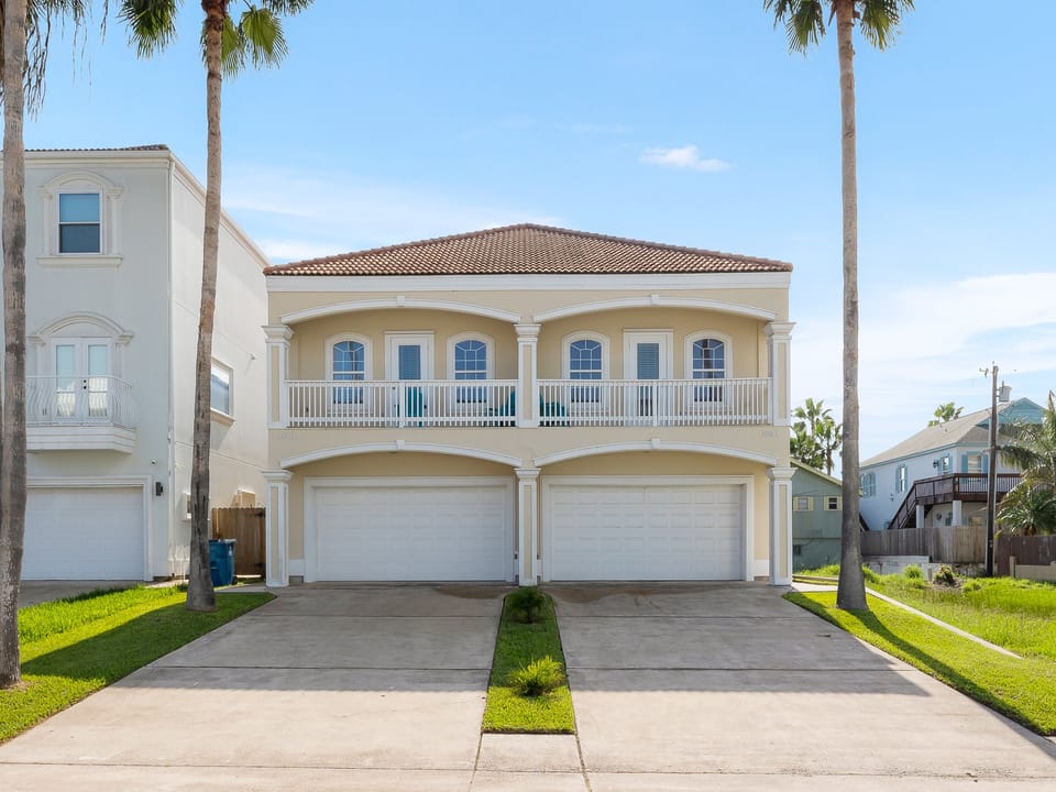 Welcome to 109B E. Red Snapper!