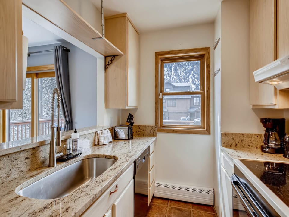 MR501 Kitchen