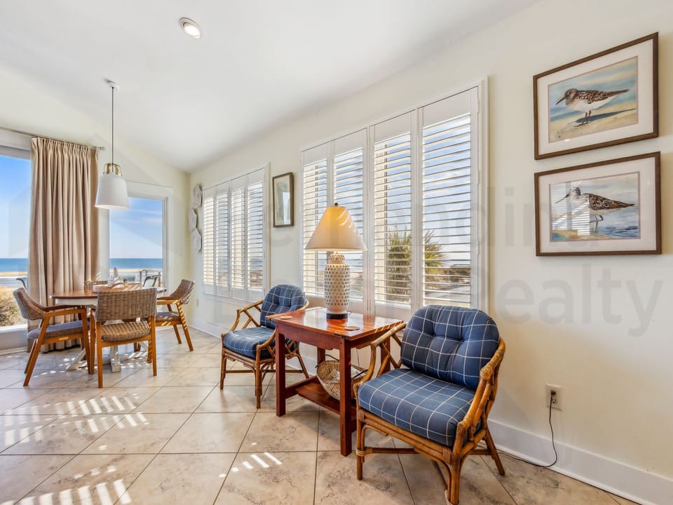 Breakfast nook/Upstairs