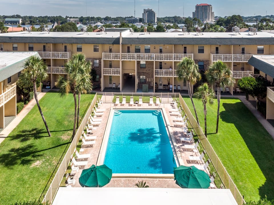 Complex Pool
