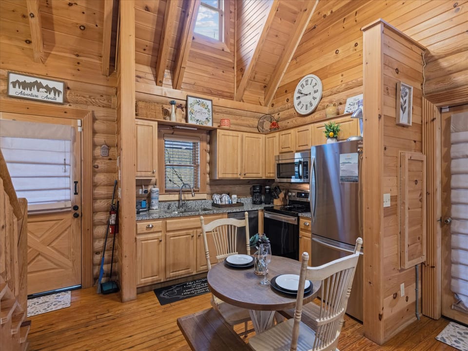 Dinning Room Table