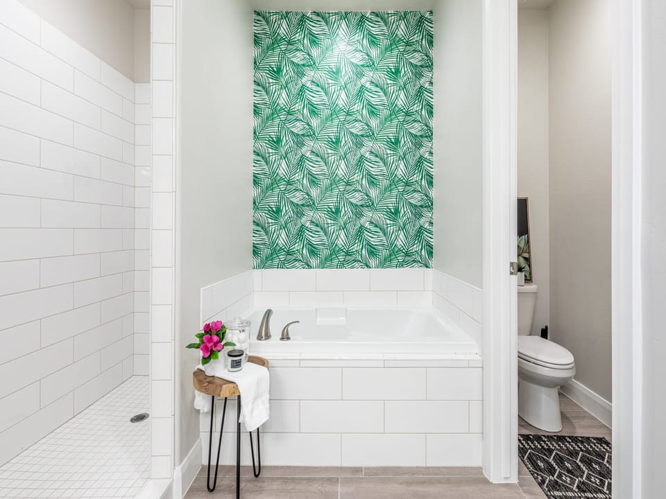 Bathtub