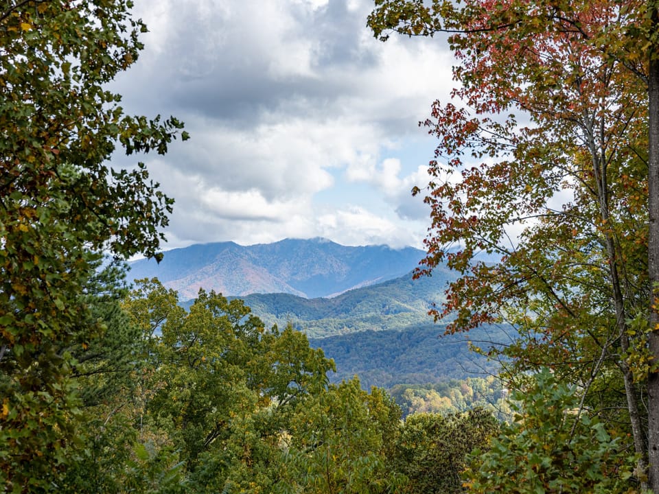 smoky-retreat-28